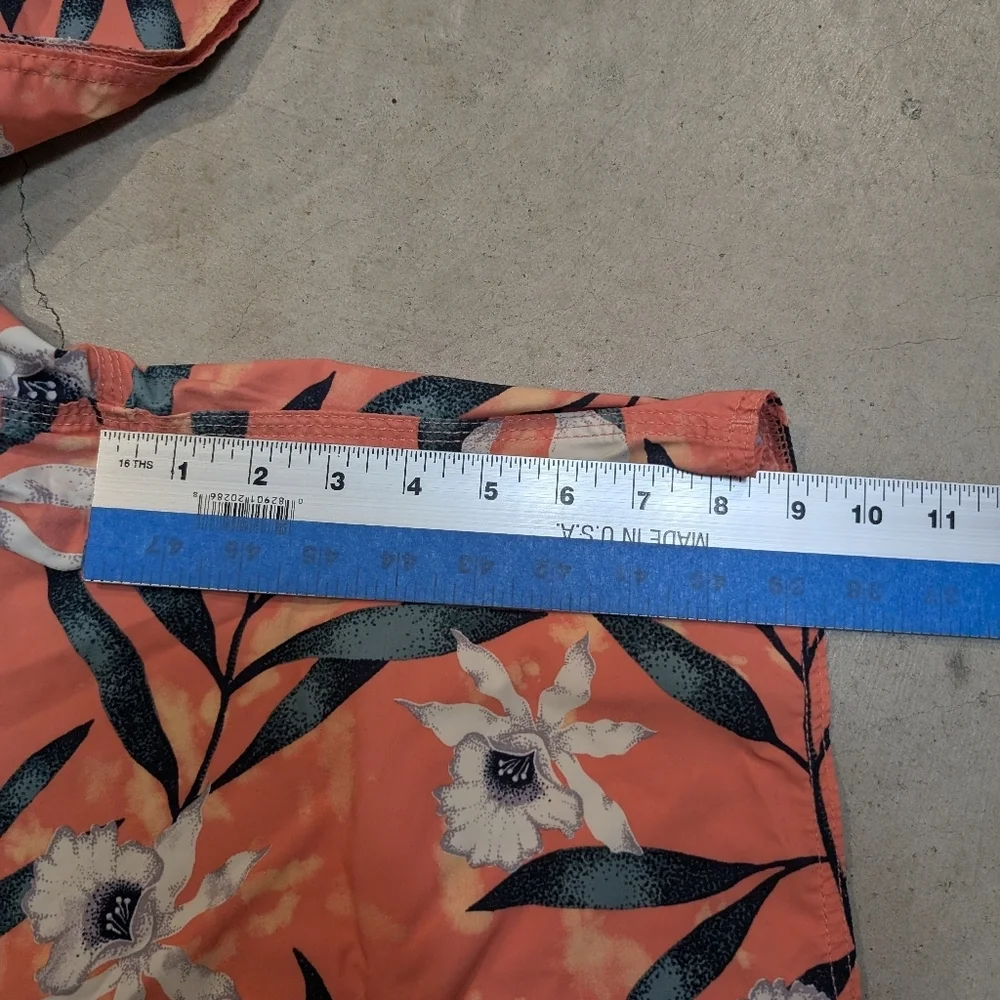 Volcom Mod-Tech Wave Pattern Shorts Men's 33 - Picture 4 of 5